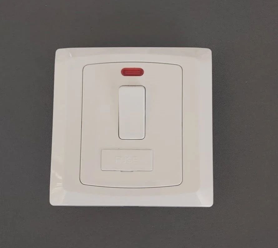 Elite 13A Heater Swicth Sigortalı