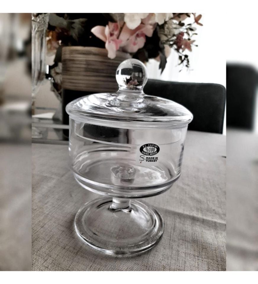 Kurabiyelik Cam Kapaklı Ayaklı Şekerlik Fanus
