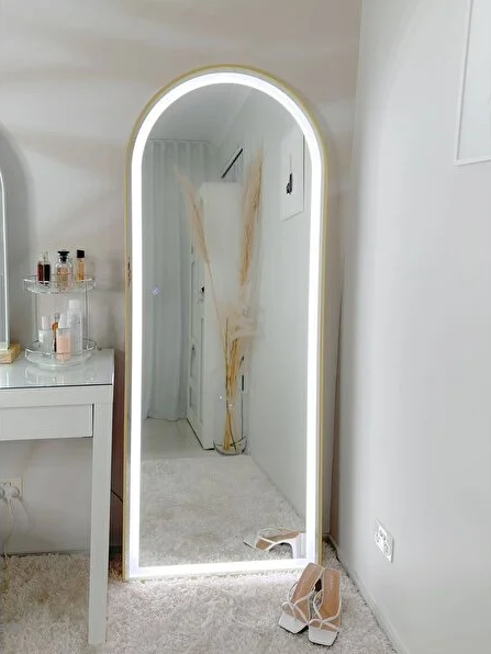 LED Işıklı Boy Aynası