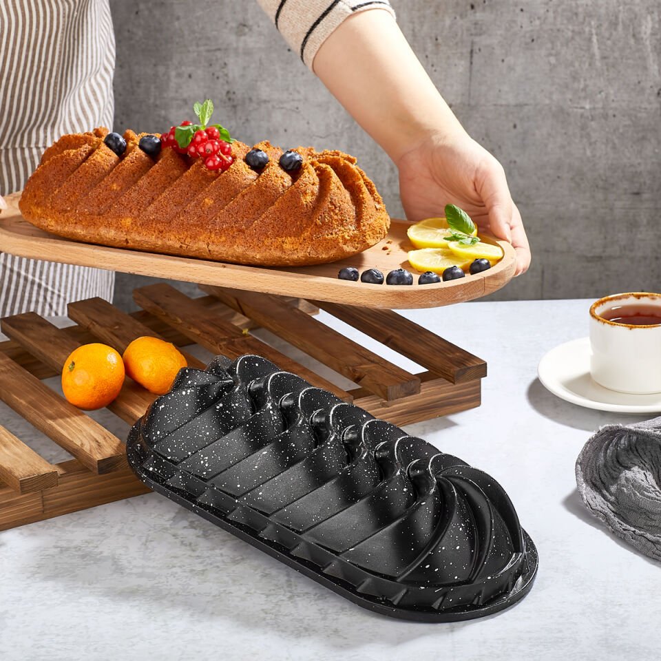 Ebru Granit Döküm Kek Kalıbı 33CM