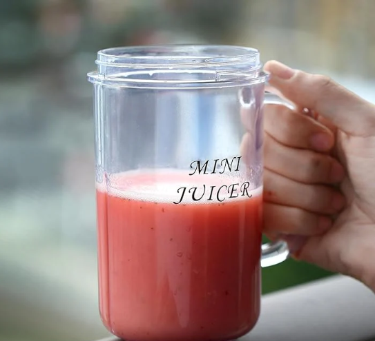 Mini Taşınabilir Seyahat Şarjlı Meyve Sıkacağı Blender LL-898