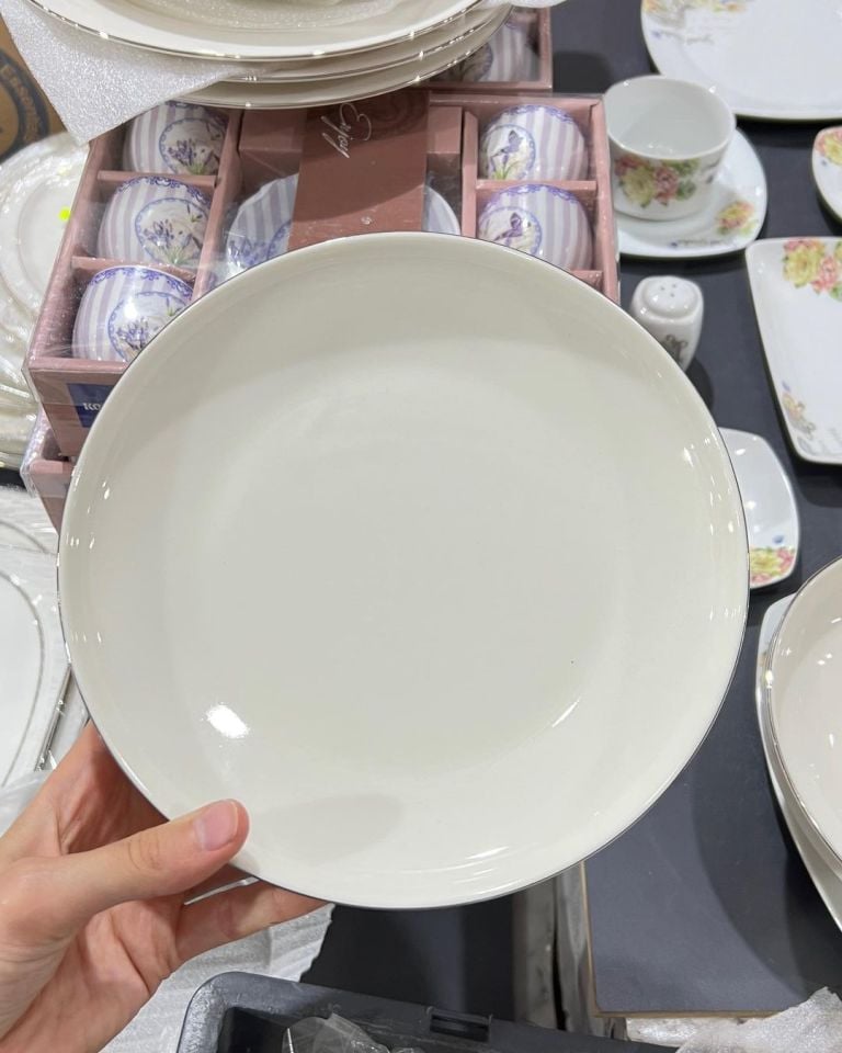 FR Zühre 24 Parça Yemek Takımı Platin