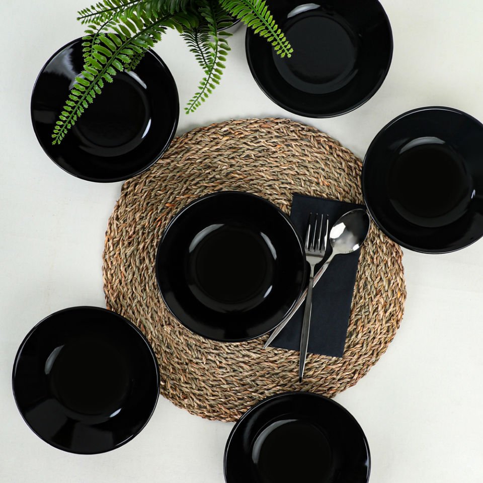 Hitit Siyah Yemek Tabağı 18 Cm 1 Adet